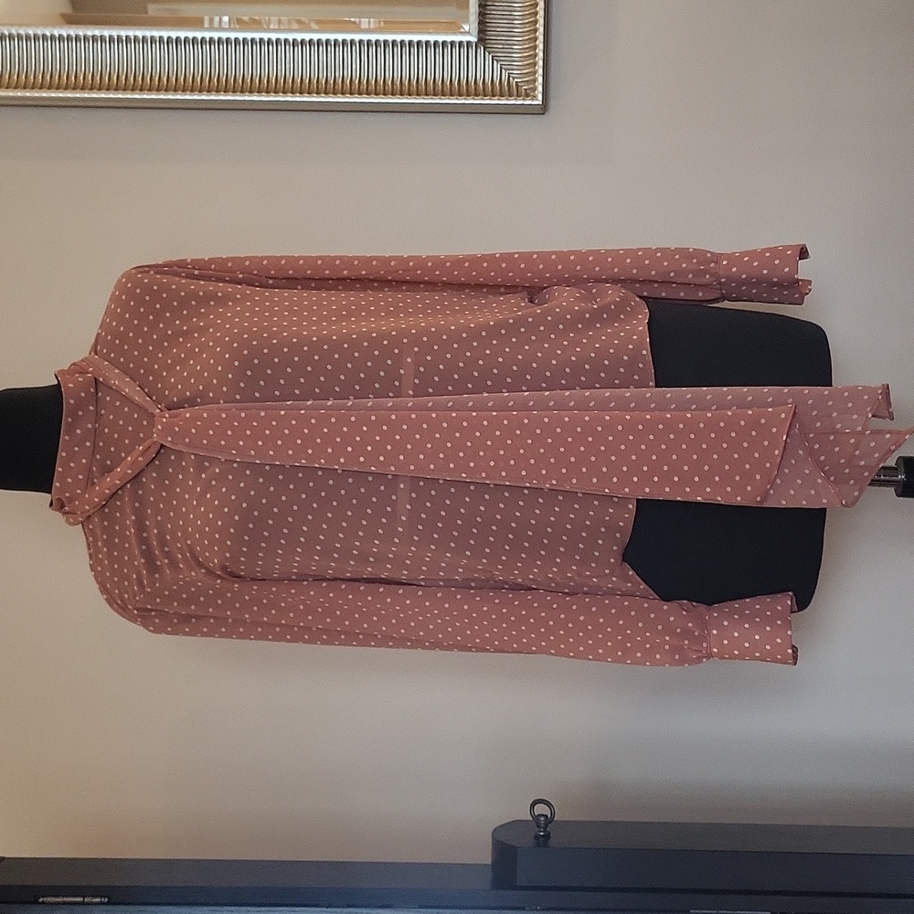 FOREVER 21 mauve pink cream polka dot long sleeve shirt blouse size medium